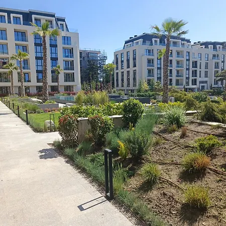 Апартаменты Cozy Flat Konstantin And Helena